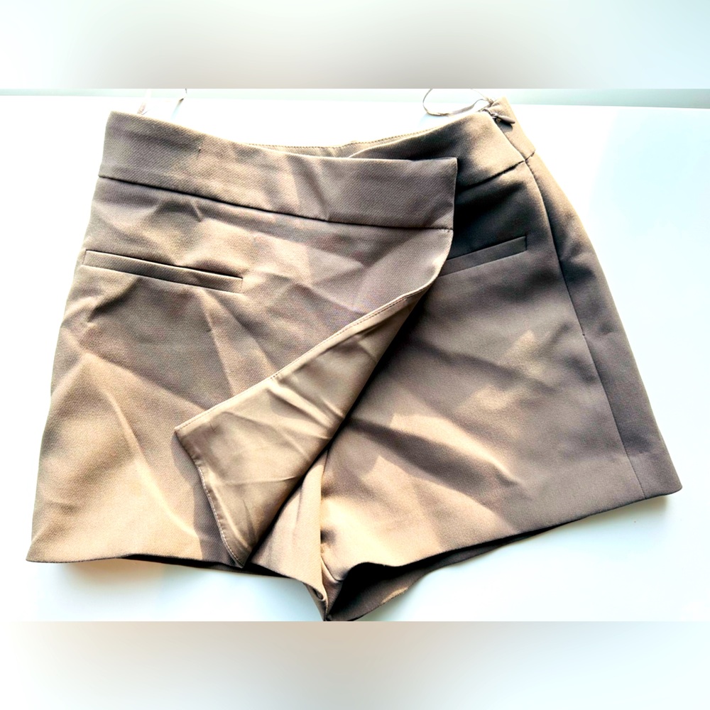 XS ZARA Beige Skirt